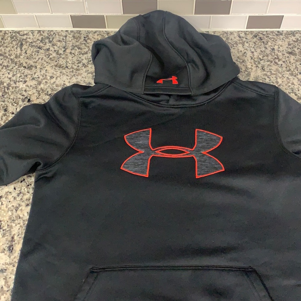 Under Armour  black hoodie boys size youth large